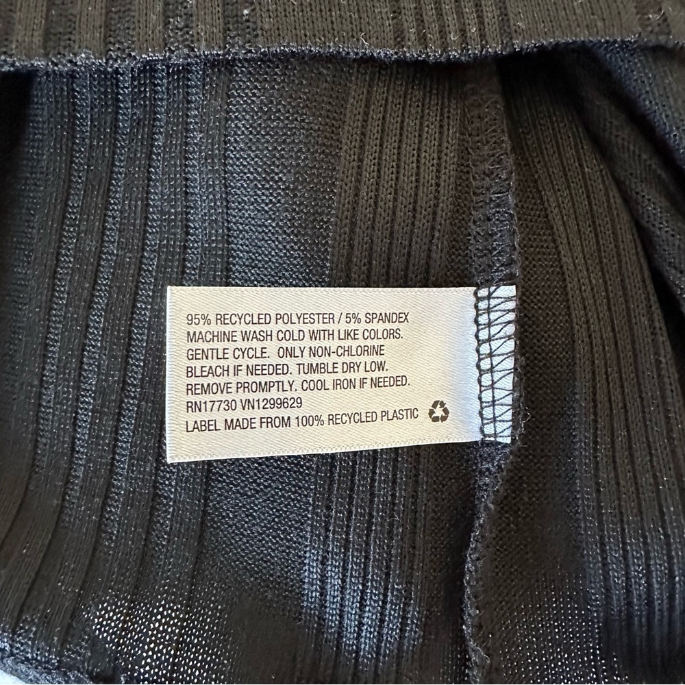 Black Ribbed Knit Top - Picture 4 of 5